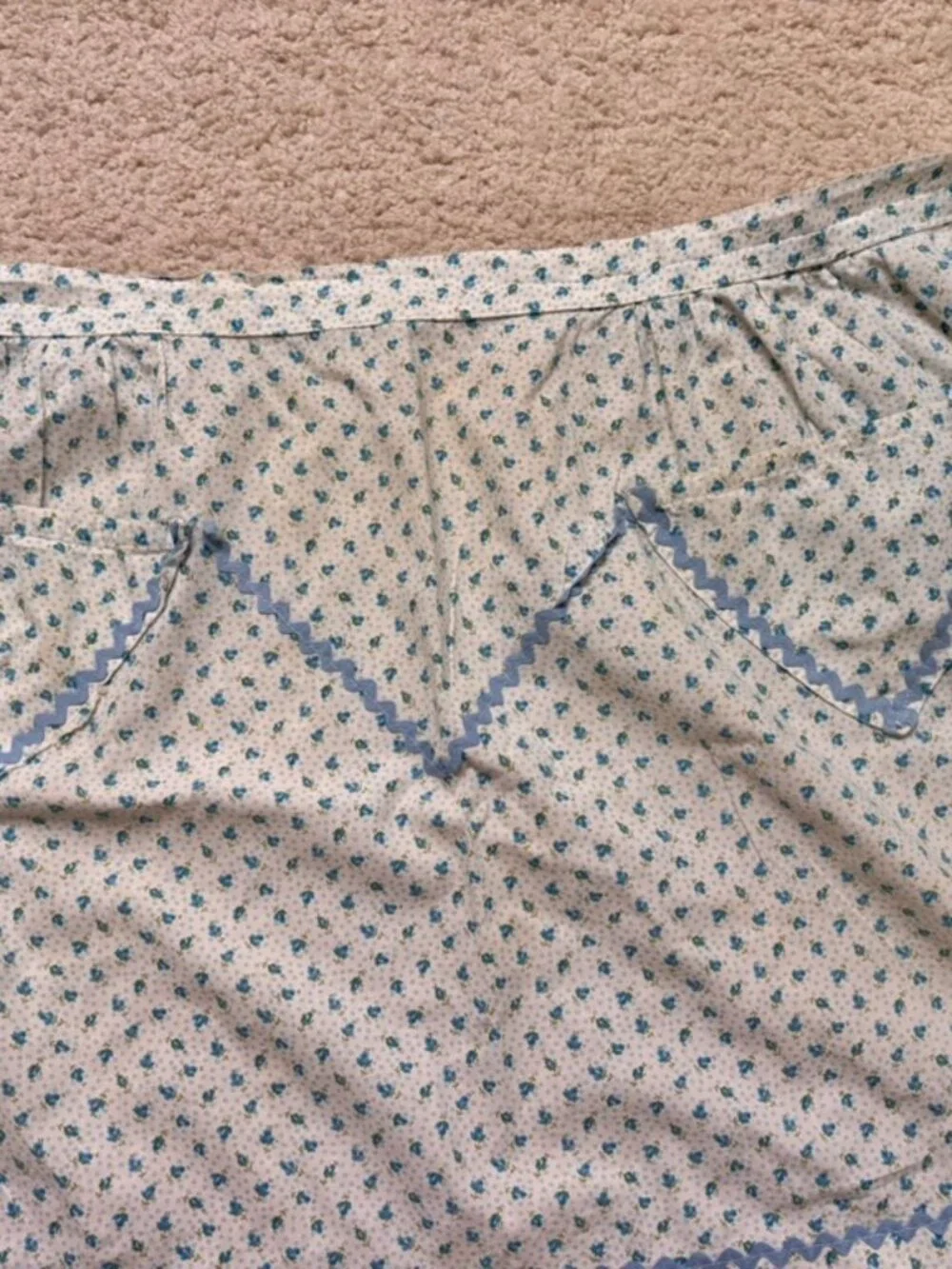 Vintage half apron white blue floral pattern and Rick Rack